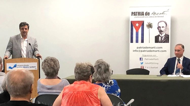 Benegas y Quiveiro Simposio Foro de Sao Paulo Infobae