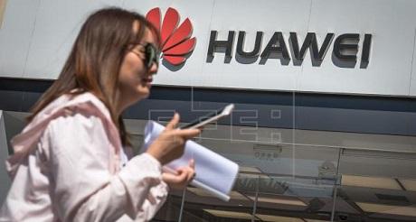 Huawei instrumento del PCCh confrontado