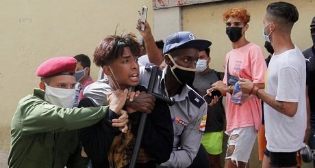 Castrismo mantiene mas de 600 personas en prision politica por 11j