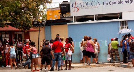 Castrismo se queja de disminucion de remesas