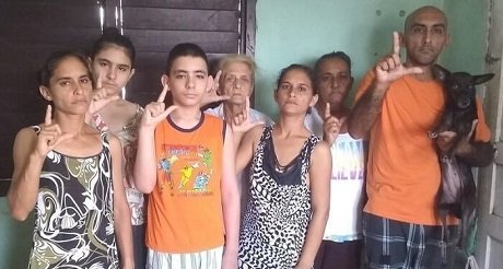 Dictadura castrista niega cambio de vivienda a opositores