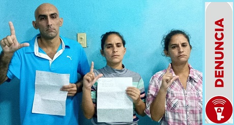 Opositores Entregan Denuncia en Holguin