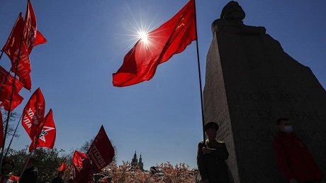 naacp marxismo raza como arma