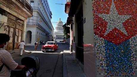 El plan de saqueo de dólares del régimen castrista