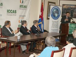 Carlos-Sanchez-Berzain-6-presentador-Dictaduras-y-sus-paradigmas-I