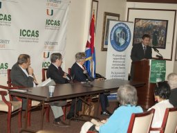 Carlos-Sanchez-Berzain-7-presentador-Dictaduras-y-sus-paradigmas-I