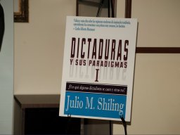 Dictaduras-y-sus-paradigmas-I-poster