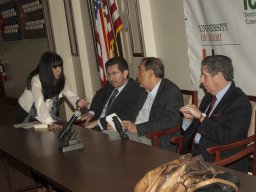Dictaduras-y-sus-paradigmas-I-presentadores-3