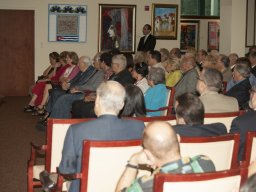 Publico-asistente-Dictaduras-y-sus-paradigmas-I-libros