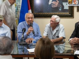 Ernesto-Diaz-Homenaje-a-Basilio-Guzman-2