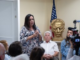 Janisset-Rivero-Homenaje-a-Basilio-Guzman-1