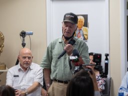 Servando-Homenaje-a-Basilio-Guzman-1