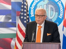 10-Tomas-Regalado