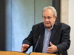 5-Alberto-Luzarraga-Simposio-Acercamiento-Biden-Castrismo