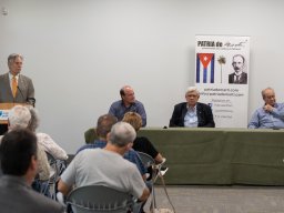 6-Julio-y-panelistas-Simposio-Acercamiento-Biden-Castrismo