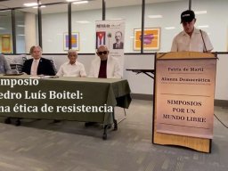 03-Maqueca-y-panelistas-Simposio-Pedro-Luis-Boitel