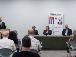 Julio-M-Shiling-y-panelistas